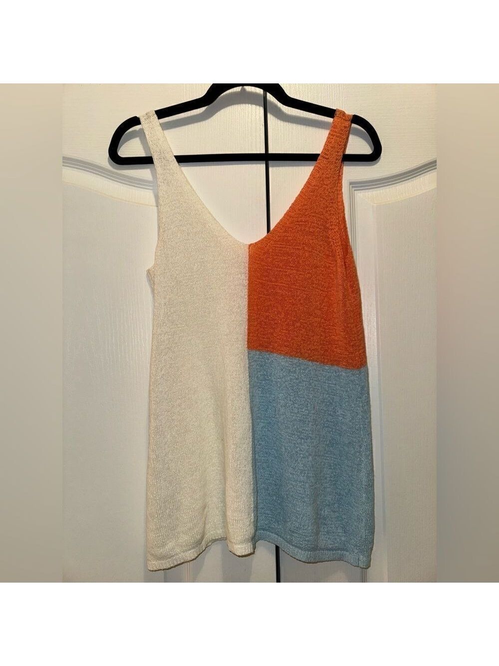 Color Block Tank - Picture 5 of 5